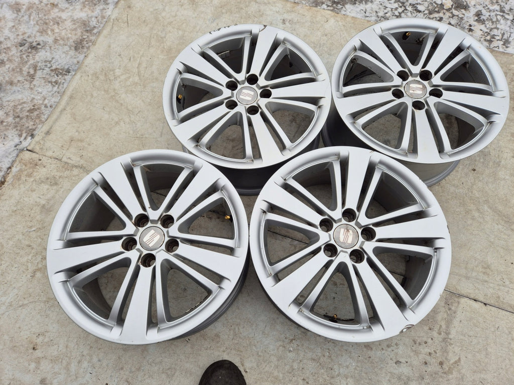 4x Alufelge 16 Zoll 7.0" 5x100 43ET Glanz Silber 6J0601025D Seat I Ibiza Toledo FEL4892162522em