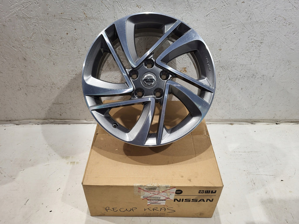 1x Alufelge 17 Zoll 7.0" 5x114.3 40ET Glanz Silber KE409-4E200 Nissan Qashqai I FEL6122309118ph