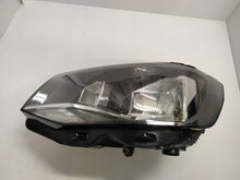 Load image into Gallery viewer, Frontscheinwerfer VW Transporter 7E1941015AC Links Scheinwerfer Headlight