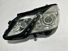 Laden Sie das Bild in den Galerie-Viewer, Frontscheinwerfer Mercedes-Benz W212 A2128200939 Xenon Links Headlight