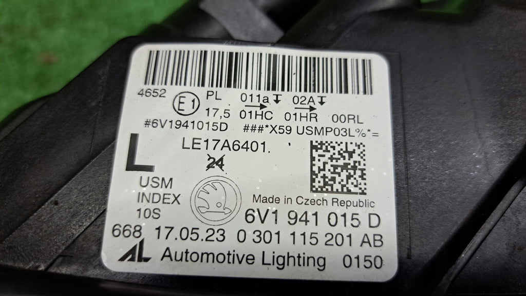 Frontscheinwerfer Skoda Fabia III 6V1941015D Links Scheinwerfer Headlight