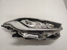 Load image into Gallery viewer, Frontscheinwerfer Toyota Yaris Full LED Rechts Scheinwerfer Headlight SCH5730198939aw