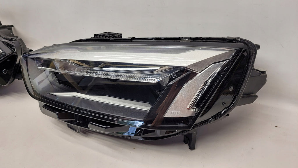 Frontscheinwerfer Audi A5 8W6941012 Ein Stück (Rechts oder Links) Headlight