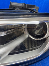 Laden Sie das Bild in den Galerie-Viewer, Frontscheinwerfer Audi A3 8V0941005E Xenon Links Scheinwerfer Headlight