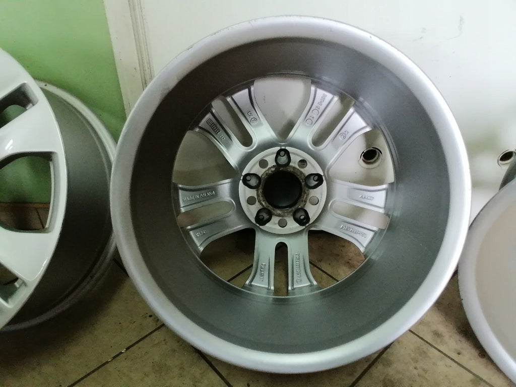 1x Alufelge 17 Zoll 7.5" 5x112 47ET A2044017502 Mercedes-Benz Rim Wheel