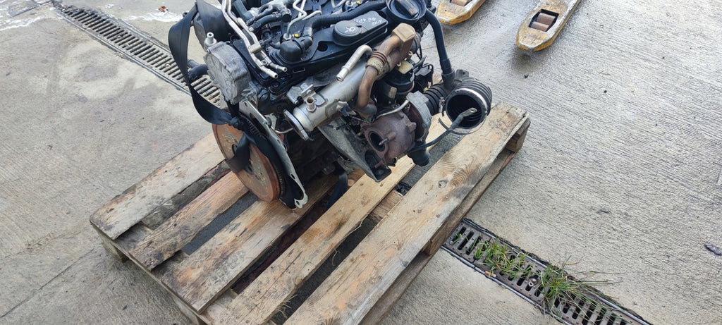 Motor Audi Seat A4 B8 Exeo CAHA 2.0 TDI 170PS 125kW Diesel Engine Komplett