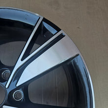Laden Sie das Bild in den Galerie-Viewer, 1x Alufelge 18 Zoll 5x112 Glanz 5H0601025J VW Golf Viii Rim Wheel FEL1443562413ti