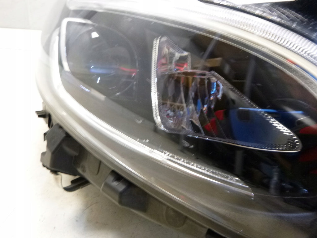 Frontscheinwerfer Mercedes-Benz W246 A2469062801 Full LED Rechts Headlight