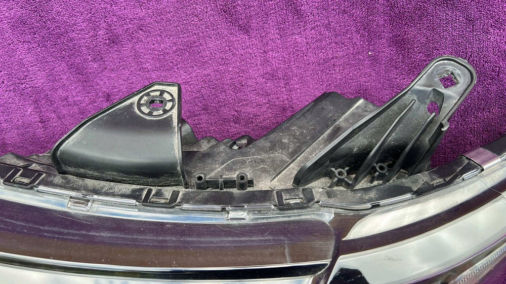 Frontscheinwerfer Mitsubishi Outlander III 8301D3-31 LED Links Headlight