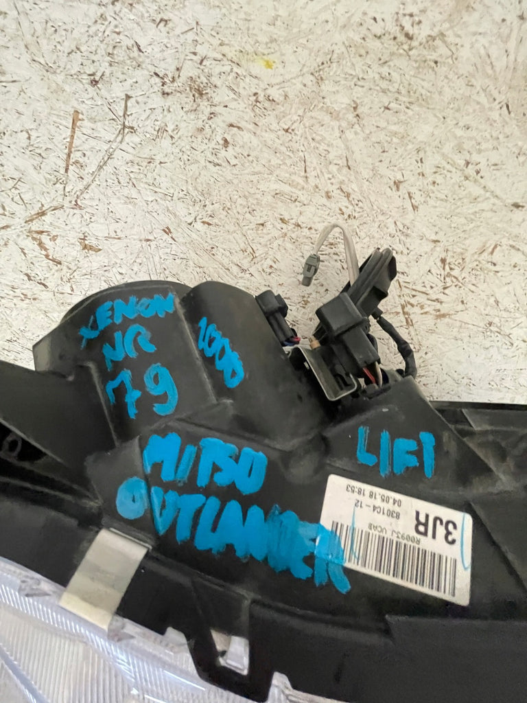 Frontscheinwerfer Mitsubishi Outlander I 8301C204 Xenon Rechts Headlight SCH8564589237gi
