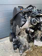 Load image into Gallery viewer, Motor Audi A4 B8 CAH 2.0 TDI 170PS 213TKm Diesel Engine Komplett MOT7274469391de