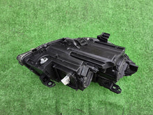 Laden Sie das Bild in den Galerie-Viewer, Frontscheinwerfer Mercedes-Benz Cla A1179064500 Bi-Xenon Links Headlight SCH2168647823qg