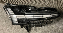 Load image into Gallery viewer, Frontscheinwerfer Volvo 80000628 Full LED Rechts Scheinwerfer Headlight SCH5580039230qr