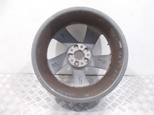 Laden Sie das Bild in den Galerie-Viewer, 1x Alufelge 18 Zoll 7.0" 5x112 45ET 81A601025G Audi Q2 Rim Wheel FEL6387846885vy