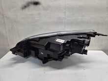 Laden Sie das Bild in den Galerie-Viewer, Frontscheinwerfer Ford Kuga LV4B-13E016-AN Full LED Rechts Headlight SCH5695915559zq