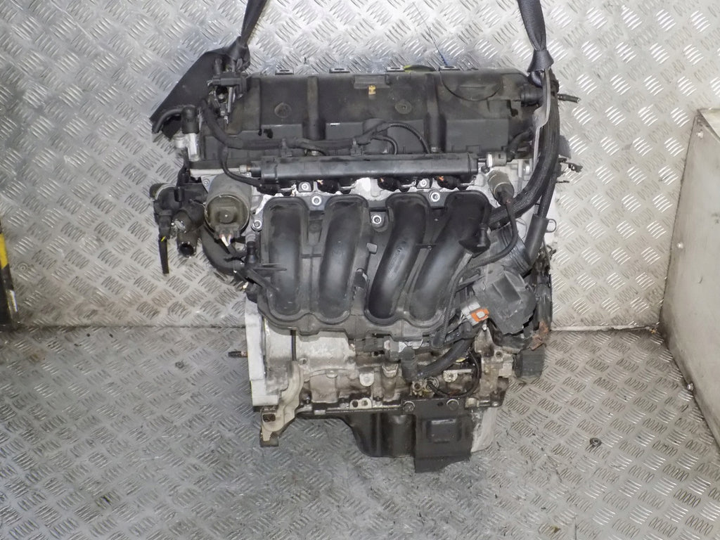 Motor Peugeot 207 8F01 1.4 VTI 86TKm 2011 Benzin Engine Unkomplett
