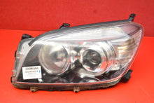 Load image into Gallery viewer, Frontscheinwerfer Toyota III 1008466 Ein Stück (Rechts oder Links) Headlight SCH7253327570se