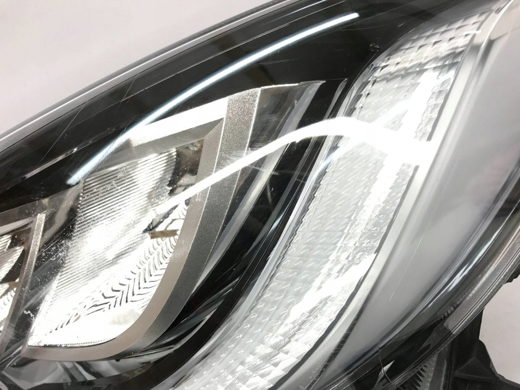 Frontscheinwerfer Toyota Yaris Links Scheinwerfer Headlight SCH3330213192om