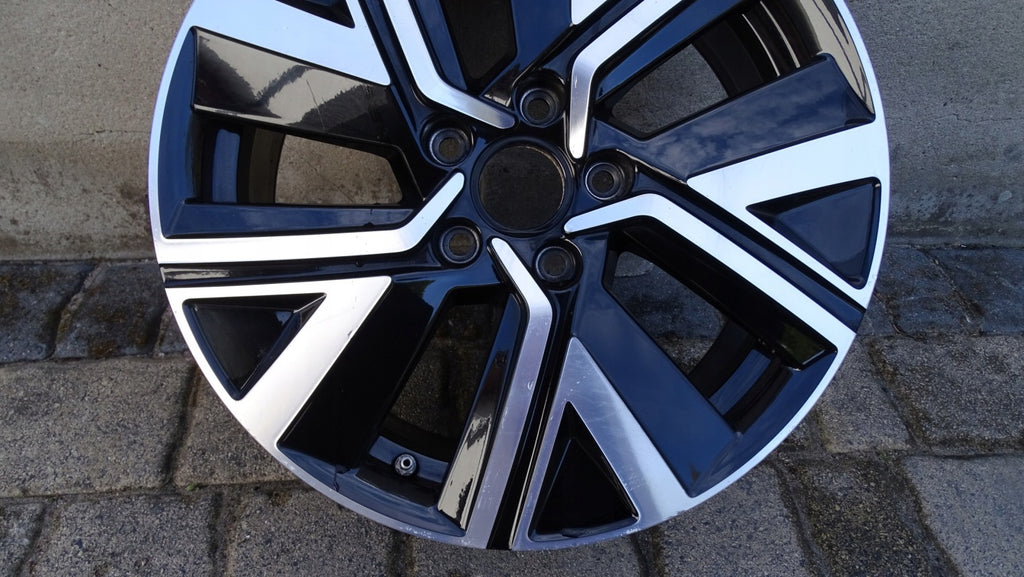 1x Alufelge 17 Zoll 6.5" 5x112 52ET Glanz Schwarz 5TA601025R VW Touran Rim Wheel FEL6160905449cx