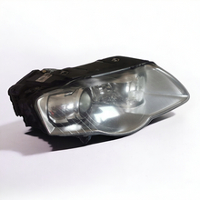 Laden Sie das Bild in den Galerie-Viewer, Frontscheinwerfer VW Passat 3C0941752K Xenon Rechts Scheinwerfer Headlight