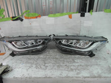 Laden Sie das Bild in den Galerie-Viewer, Frontscheinwerfer Toyota 4 Yaris KO-8EU Full LED Rechts Scheinwerfer Headlight