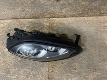 Load image into Gallery viewer, Frontscheinwerfer Porsche Macan 95b 95B941032CF Xenon Rechts Headlight SCH2241382044ki