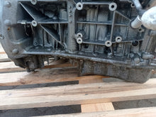 Load image into Gallery viewer, Motor Mercedes-Benz W204 W212 274910 1.6 CGI 40TKm Benzin Engine Unkomplett