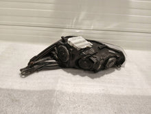 Laden Sie das Bild in den Galerie-Viewer, Frontscheinwerfer Ford Focus F1EB-13D154-AF Xenon Rechts Scheinwerfer Headlight SCH1162528417ef