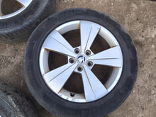 Laden Sie das Bild in den Galerie-Viewer, 4x Alufelge 17 Zoll 6.5" 5x112 41ET 3V0601025AS Skoda Superb Iii Rim Wheel FEL3097802162wt