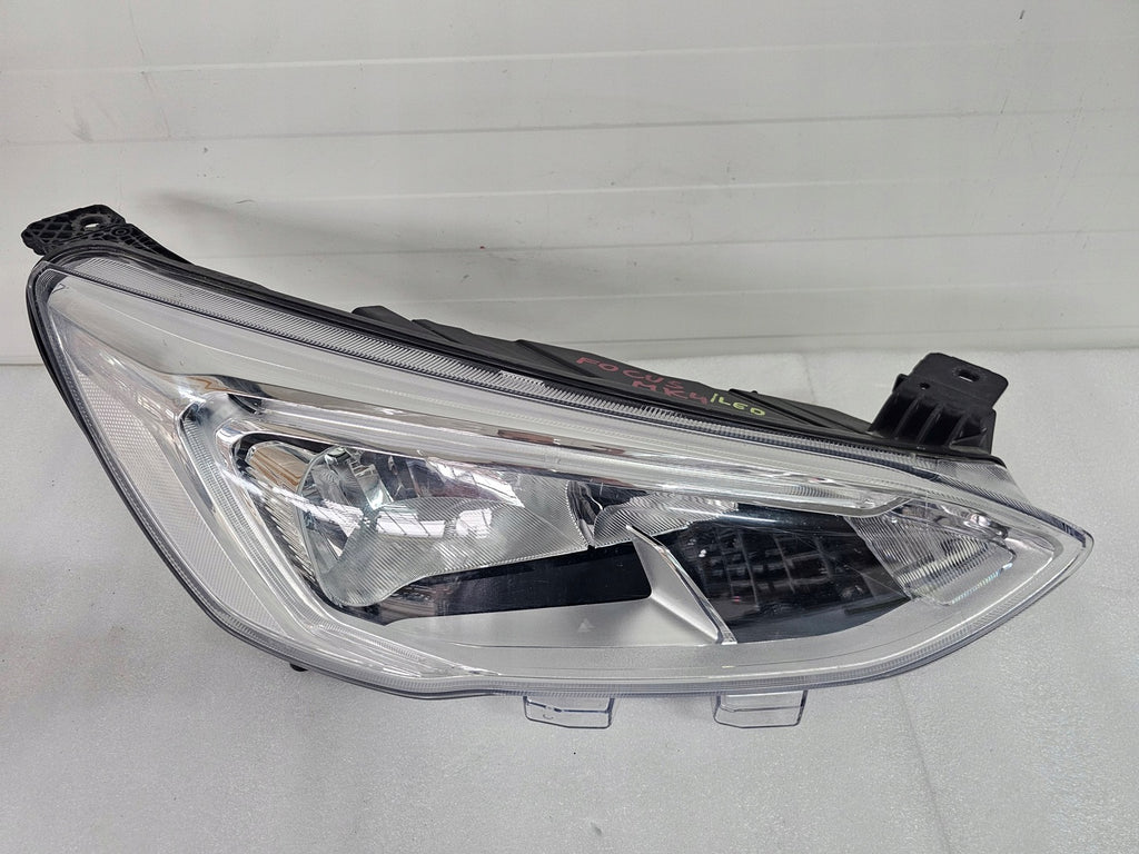 Frontscheinwerfer Ford Focus LED Rechts Scheinwerfer Headlight