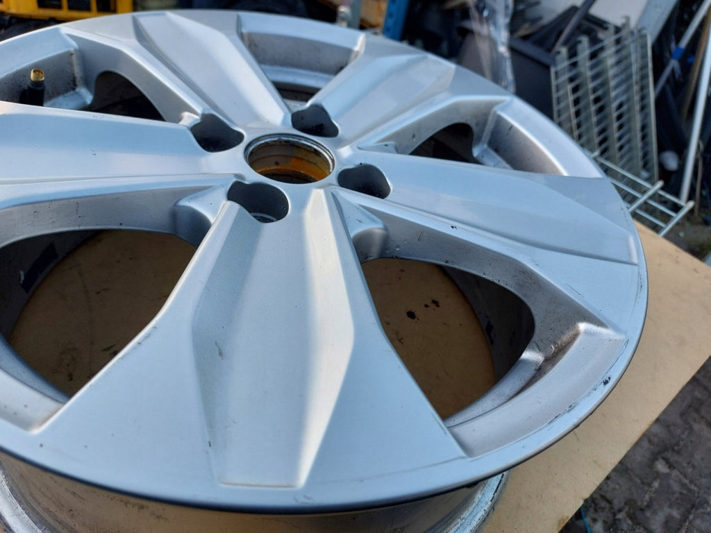 1x Alufelge 16 Zoll 6.5" 4x100 45ET 403009186R Dacia Sandero III Logan Rim Wheel FEL4224110118cu