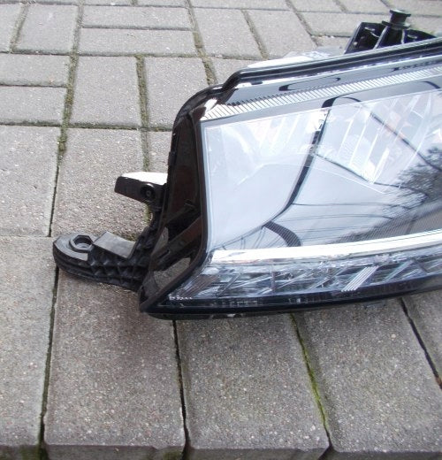 Frontscheinwerfer Skoda Fabia III 6V1941015D LED Ein Stück (Rechts oder Links)