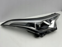 Laden Sie das Bild in den Galerie-Viewer, Frontscheinwerfer Toyota Chr 81110-F4301 LED Rechts Scheinwerfer Headlight SCH1740399783mb
