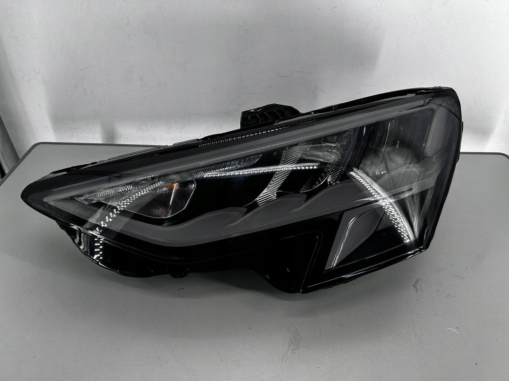 Frontscheinwerfer Audi A3 8Y0941011 LED Ein Stück (Rechts oder Links) Headlight