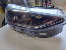 Load image into Gallery viewer, Frontscheinwerfer Ford Focus NX7B13E014CF Rechts Scheinwerfer Headlight SCH2003858688vj