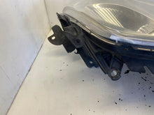 Laden Sie das Bild in den Galerie-Viewer, Frontscheinwerfer Toyota Auris 81110-02470 Rechts Scheinwerfer Headlight