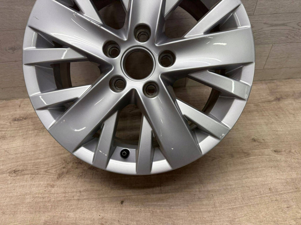 1x Alufelge 16 Zoll 6.5" 5x112 50ET Glanz Silber 5K0601025AL VW Golf Vi FEL4054474373nl