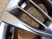 Laden Sie das Bild in den Galerie-Viewer, 1x Alufelge 18 Zoll 7.5&quot; 5x108 50ET LV4J-1007-A1A Ford Kuga Rim Wheel