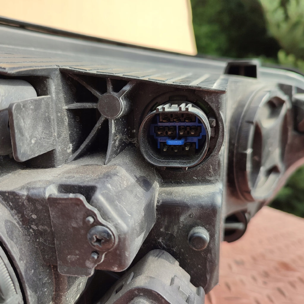 Frontscheinwerfer Kia Stonic 32101-H8 LED Ein Stück (Rechts oder Links)