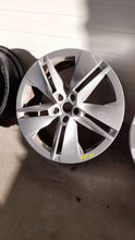 Load image into Gallery viewer, 1x Alufelge 19 Zoll 5x112 5LA601025B Skoda Enyaq Rim Wheel FEL5088798594dt