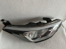 Laden Sie das Bild in den Galerie-Viewer, Frontscheinwerfer Hyundai I20 R009GBLX Rechts Scheinwerfer Headlight