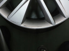Laden Sie das Bild in den Galerie-Viewer, 1x Alufelge 17 Zoll 7.0" 5x100 46ET Glanz Silber 6V0601025C Skoda Rim Wheel FEL1329630955pg