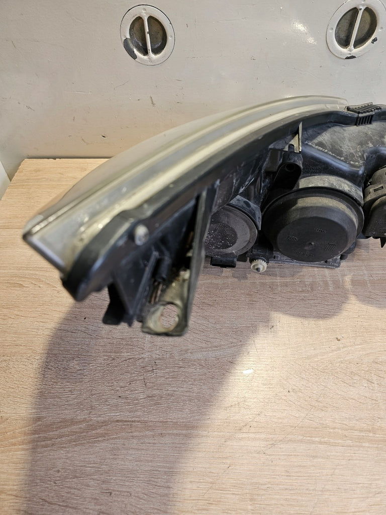 Frontscheinwerfer Renault Espace IV 15565900LI Xenon Rechts oder Links SCH3894753475yn