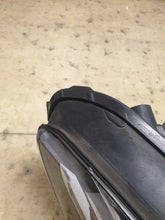 Laden Sie das Bild in den Galerie-Viewer, Frontscheinwerfer BMW 5 F11 F10 7317132 Xenon Rechts Scheinwerfer Headlight SCH5324599175rr