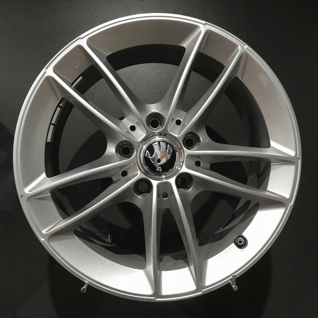 4x Alufelge 16 Zoll 6.5" 5x112 44ET Mercedes-Benz Superb III Octavia Rim Wheel FEL6192744752cg