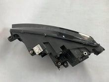 Laden Sie das Bild in den Galerie-Viewer, Frontscheinwerfer Skoda Octavia IV 5E4941016E FALSE Scheinwerfer Headlight SCH8243726703xu