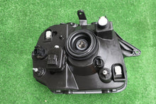 Load image into Gallery viewer, Frontscheinwerfer Suzuki Jimny 35100-82A30 Links Scheinwerfer Headlight