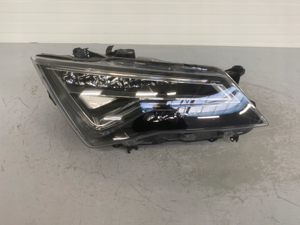 Frontscheinwerfer Seat Ateca 576941008F Rechts Scheinwerfer Headlight SCH8338190134oy