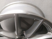 Laden Sie das Bild in den Galerie-Viewer, 1x Alufelge 18 Zoll 7.0&quot; 5x112 6880047 BMW 1 Rim Wheel