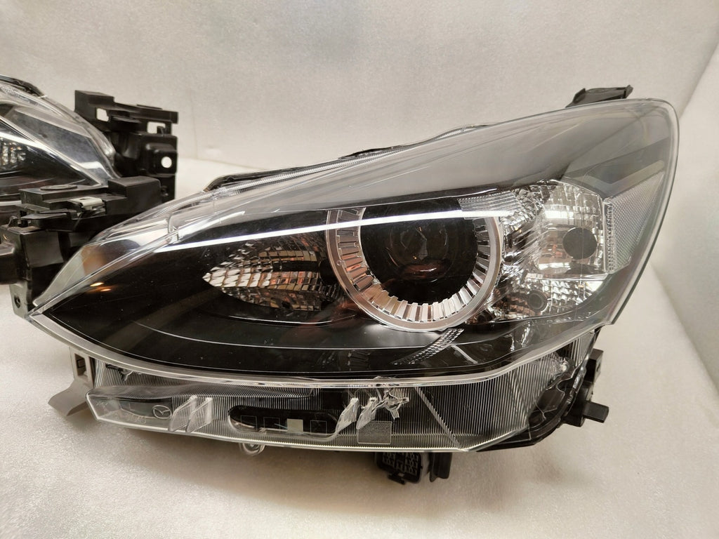 Frontscheinwerfer Mazda 2 Dj D43N51030 Full LED Ein Stück (Rechts oder Links)